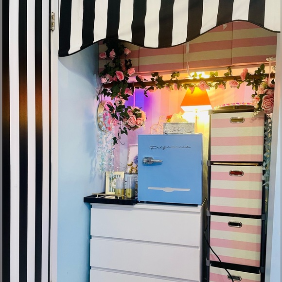 Meet your Posher, Scarlett - Picture 7 of 9